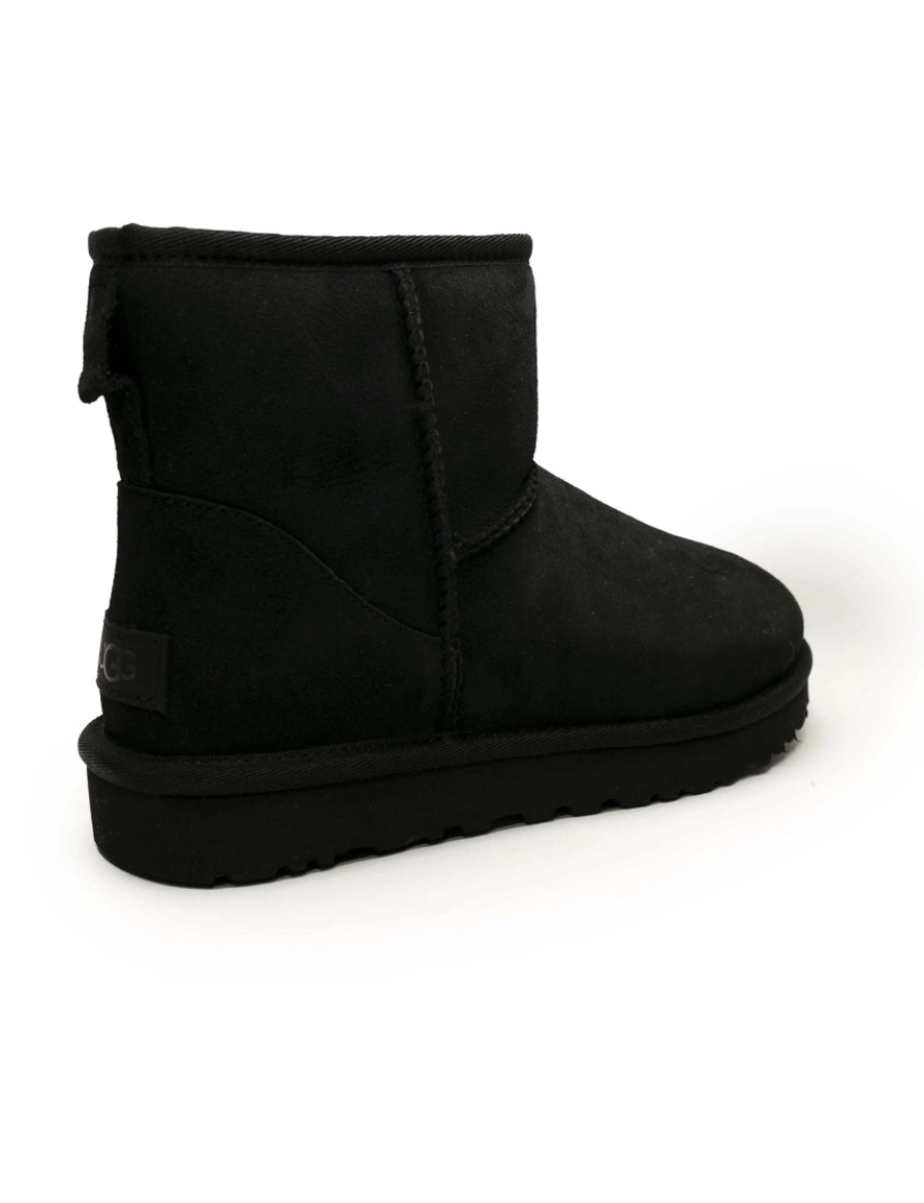 imagem de Bota Ugg Mini Classic Ii Preta4