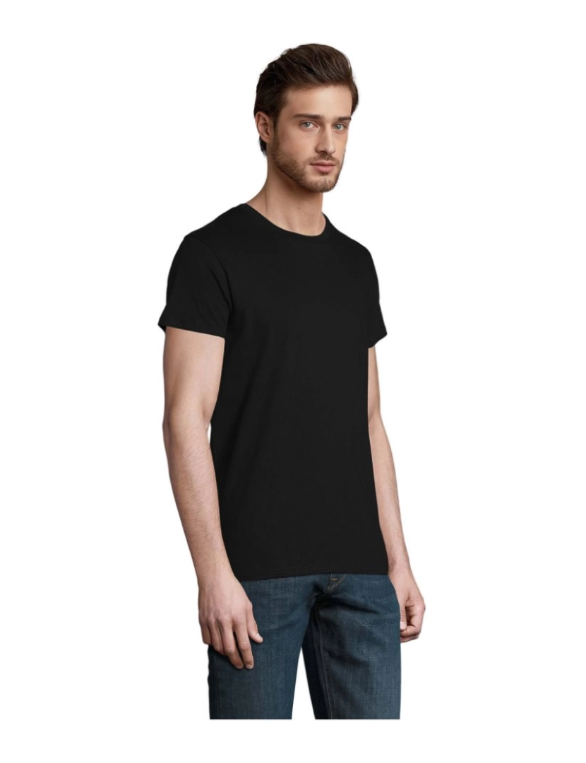 imagem de Camiseta masculina gola redonda2