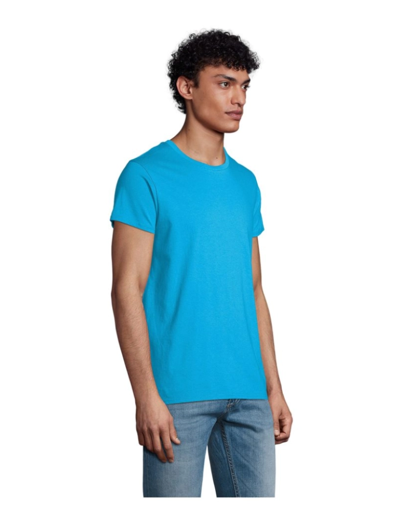 imagem de Camiseta masculina gola redonda2