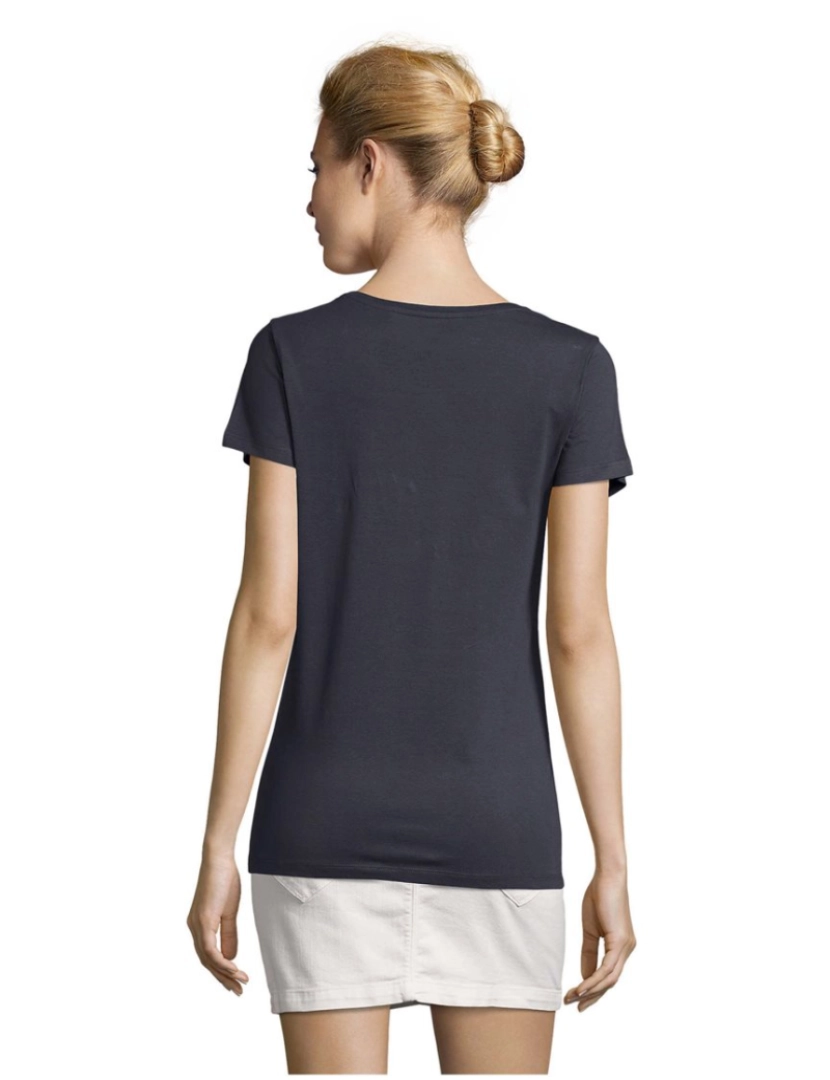 imagem de T-shirt feminina gola redonda martin2