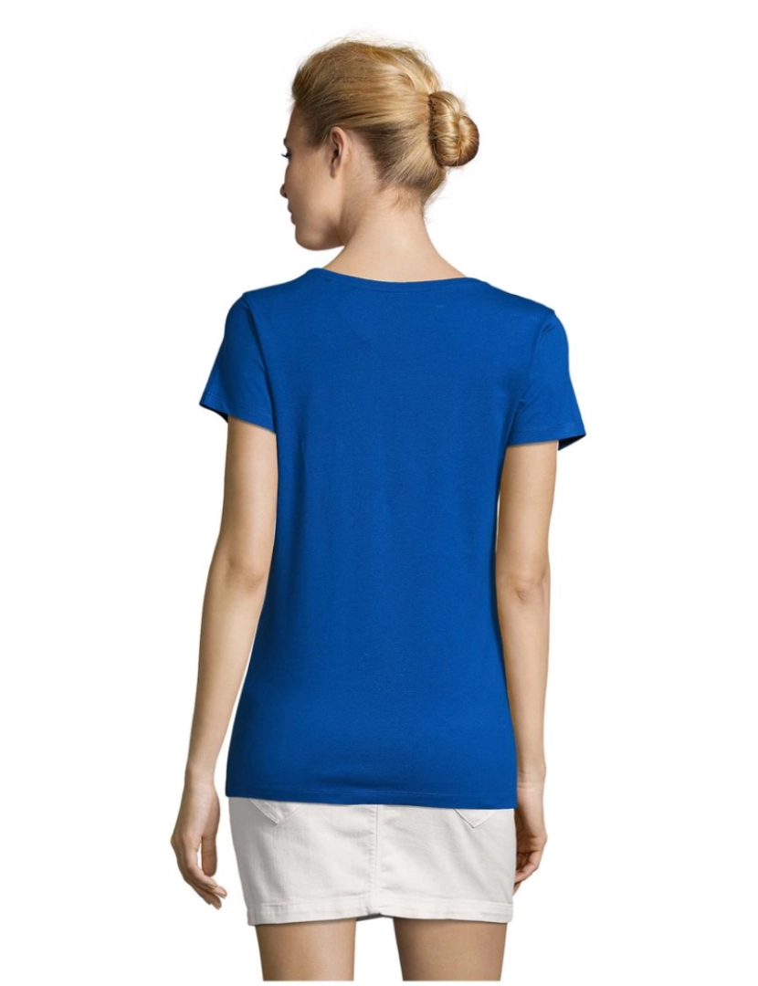 imagem de T-shirt feminina gola redonda martin2