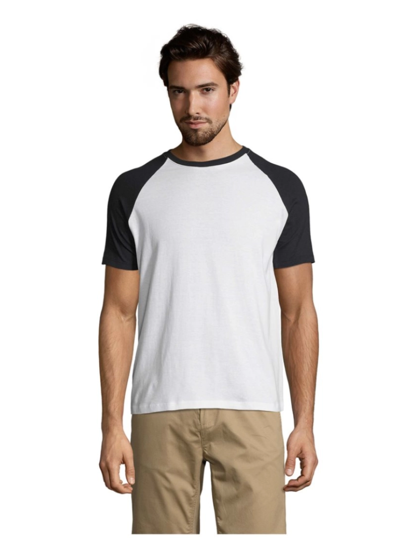 imagem de T-shirt de homem manga raglan de dois tons1