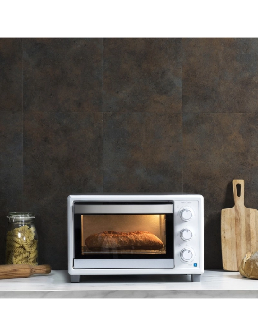 imagem de Cecotec Mini-forno elétrico multifunções, 23 litros de capacidade e porta com vidro duplo.5