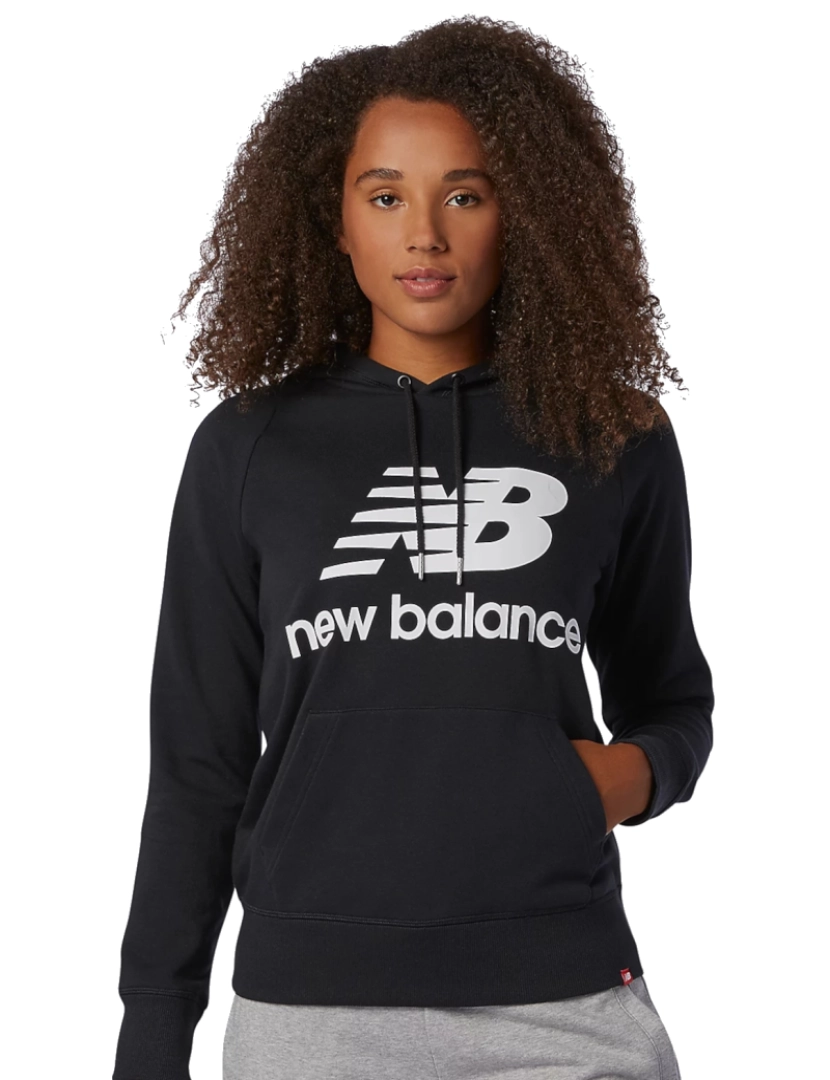 New Balance - W Essentials Stacked Logo Hoodie, capa preta
