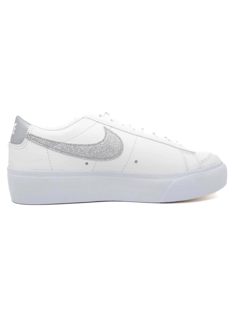 imagem de Sneakers Nike Blazer Plataforma Baixa2