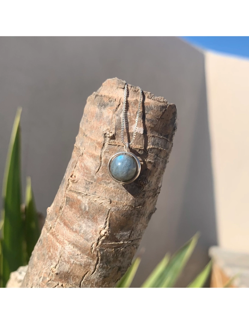 imagem de Colar luminoso Labradorite9