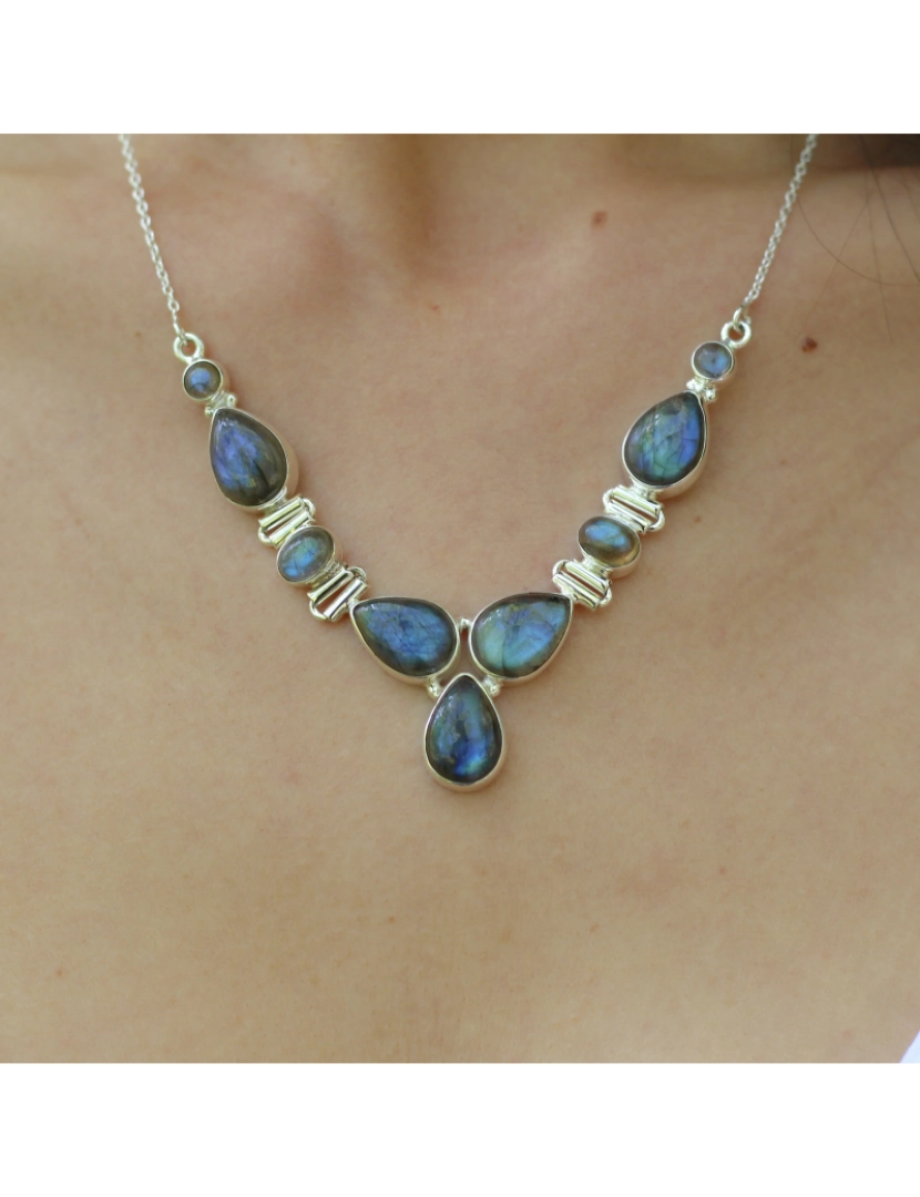 imagem de Colar e poder em Labradorite e prata 9254