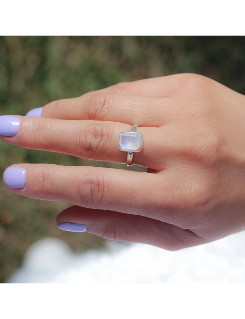 imagem de Moonstone Ring Luz Divina e Prata 9251