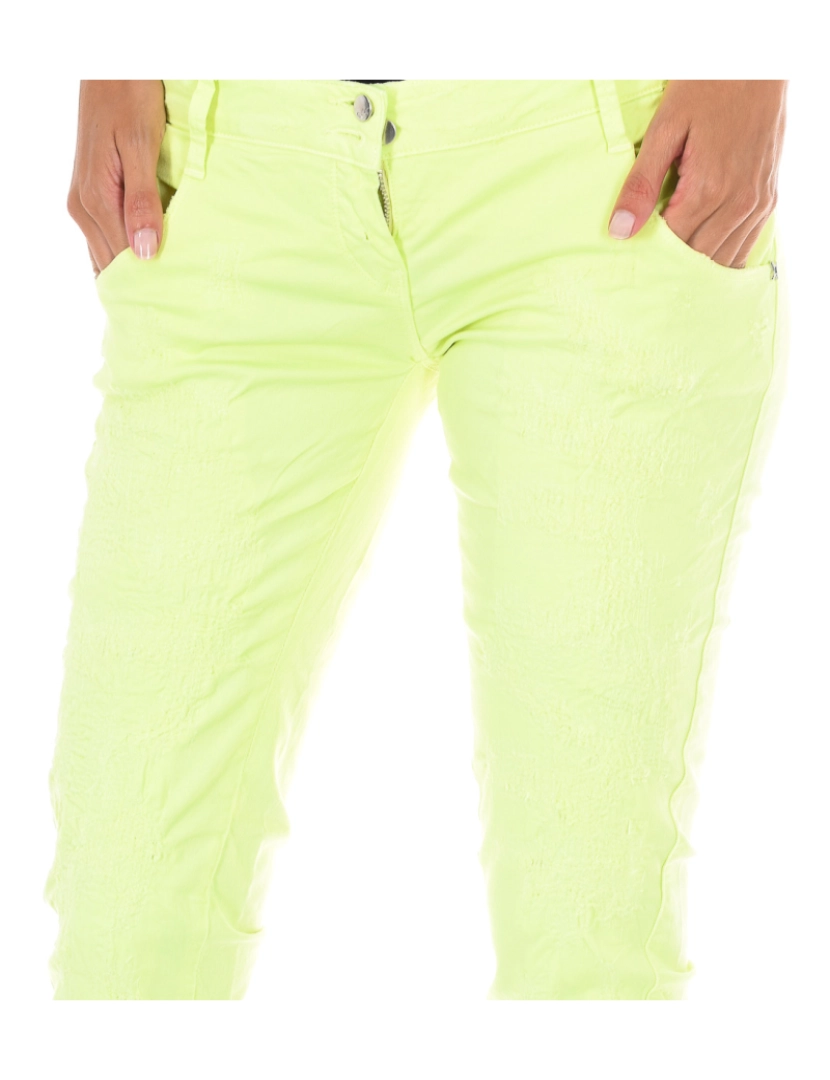 imagem de Calça jeans comprida com efeito costurado e bainha estreita 10DB50135-G151 mulher2
