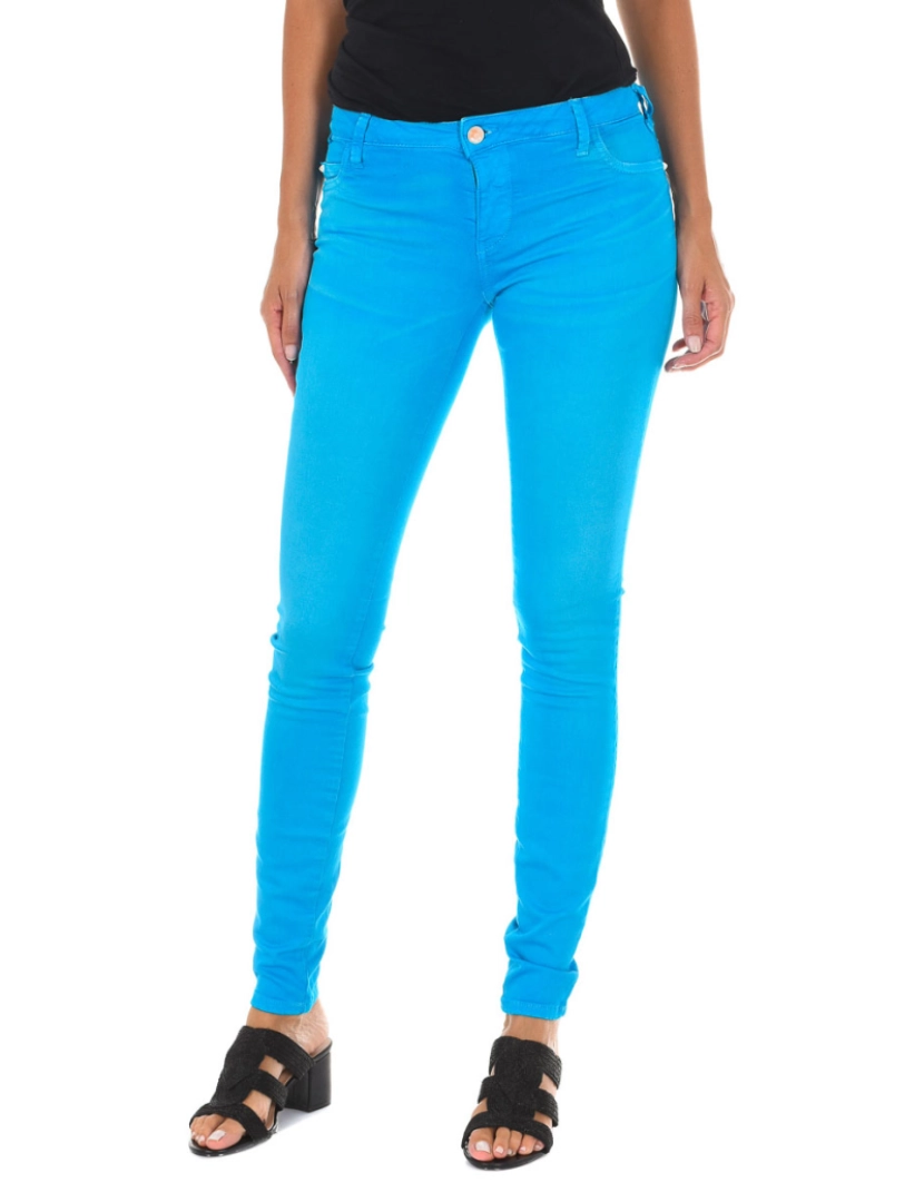 imagem de Calça jeans comprida efeito usado com tecido elástico 10DB50210-G272 mulher1