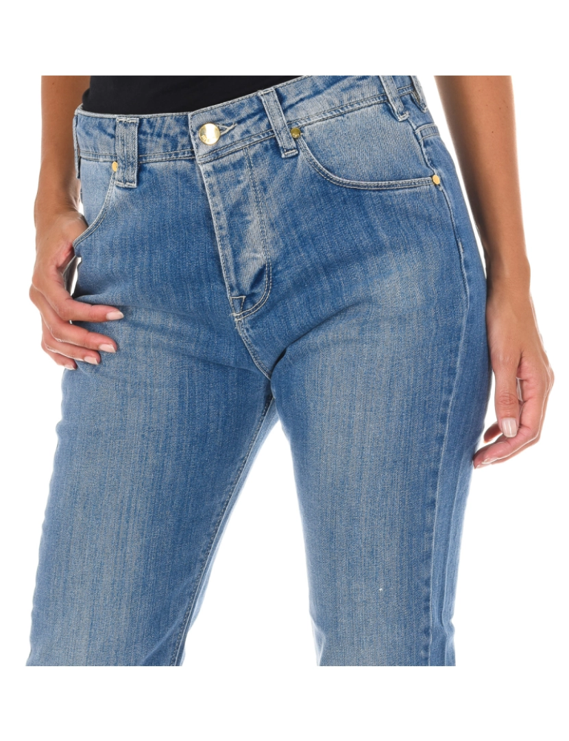 imagem de Jeans femininos com efeito longo e desgastado 10DBF06672