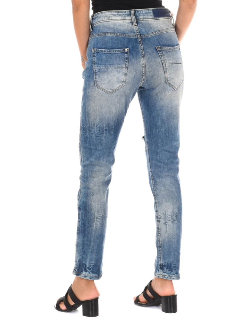 imagem de Jeans femininos com efeito longo e desgastado 10DBF06673
