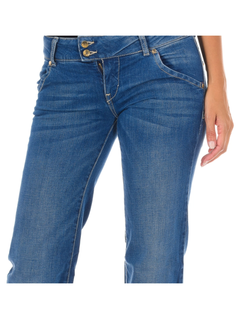 imagem de Jeans longos queimados efeito usado 10DBF0599 mulher2