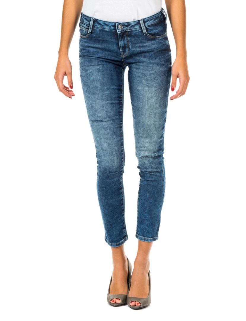 imagem de Calça jeans comprida com bainha estreita 10DB50282 mulher1