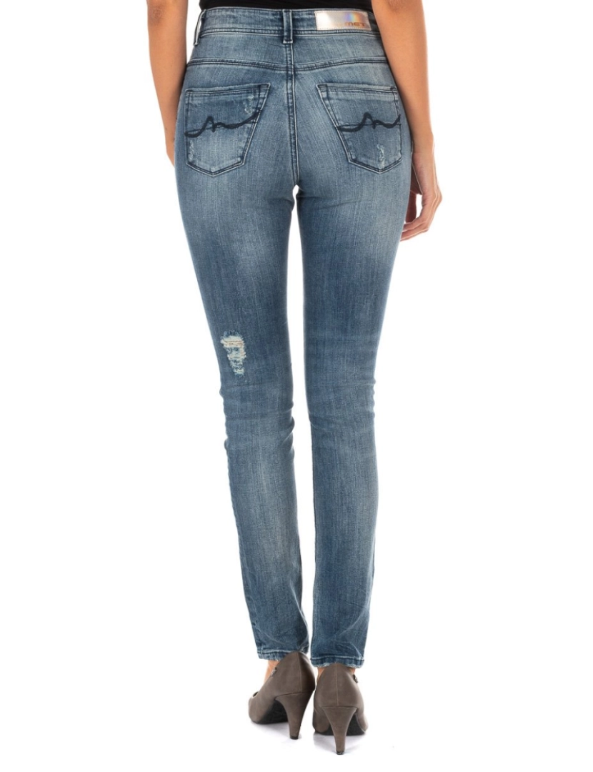 imagem de Calça jeans comprida com corte na barra reta 10DB50280 mulher3