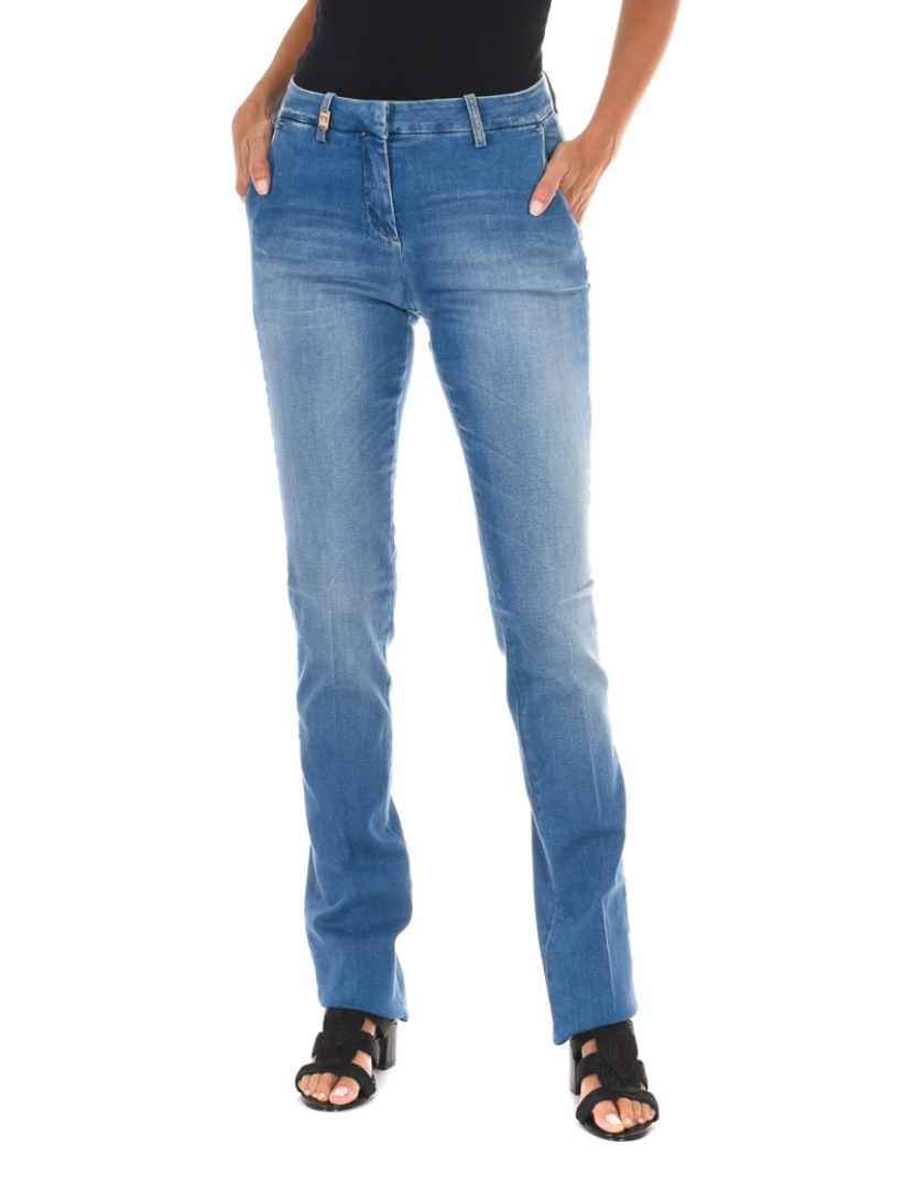 imagem de Calça jeans comprida usada efeito com tecido elástico 70DBF0248 mulher1