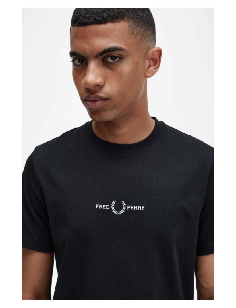 imagem de T-Shirt Bordada Fredperry Fp4