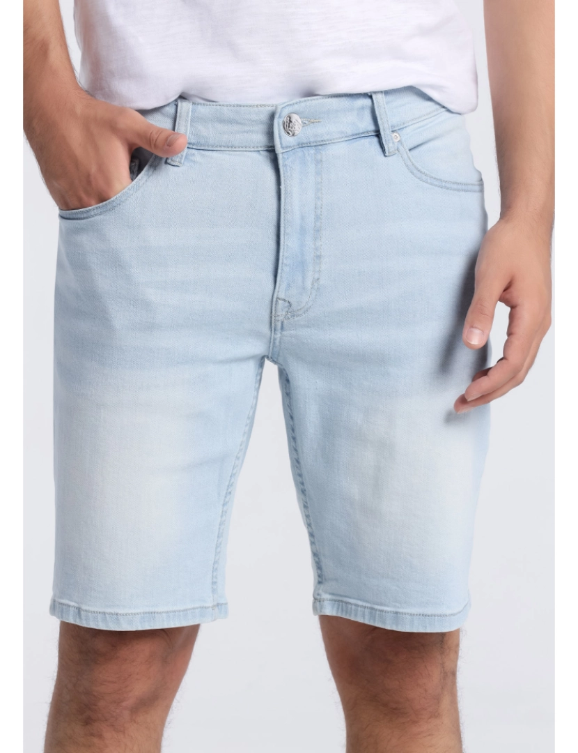 imagem de Lois Jeans... Denim Shorts | Medium Rise | Size In polegadas3