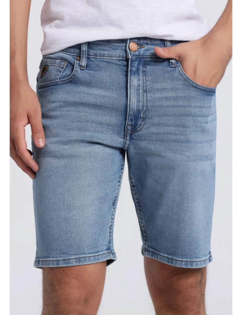 imagem de Lois Jeans... Denim Shorts | Medium Rise | Size In polegadas3