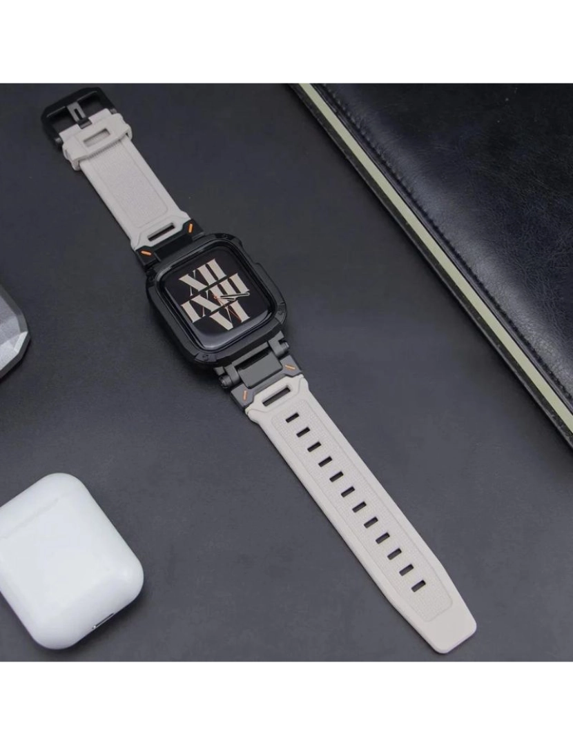 imagem de Pack capa 360 + bracelete adventurer Apple Watch SE 44mm Branco e Preto2