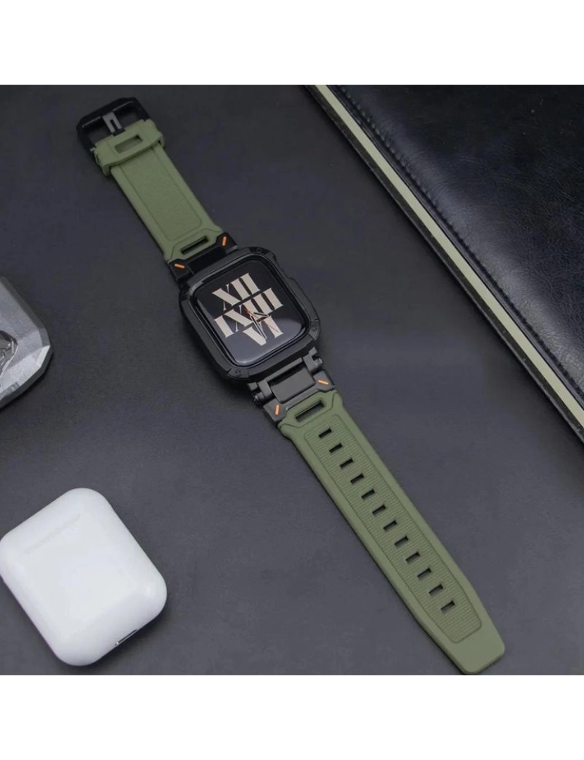 imagem de Pack capa 360 + bracelete adventurer Apple Watch SE 44mm Verde e Preto2