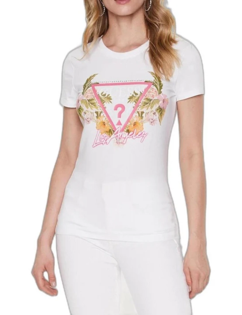 imagem de T-Shirt Guess Ss Cn Tropical Triângulo1