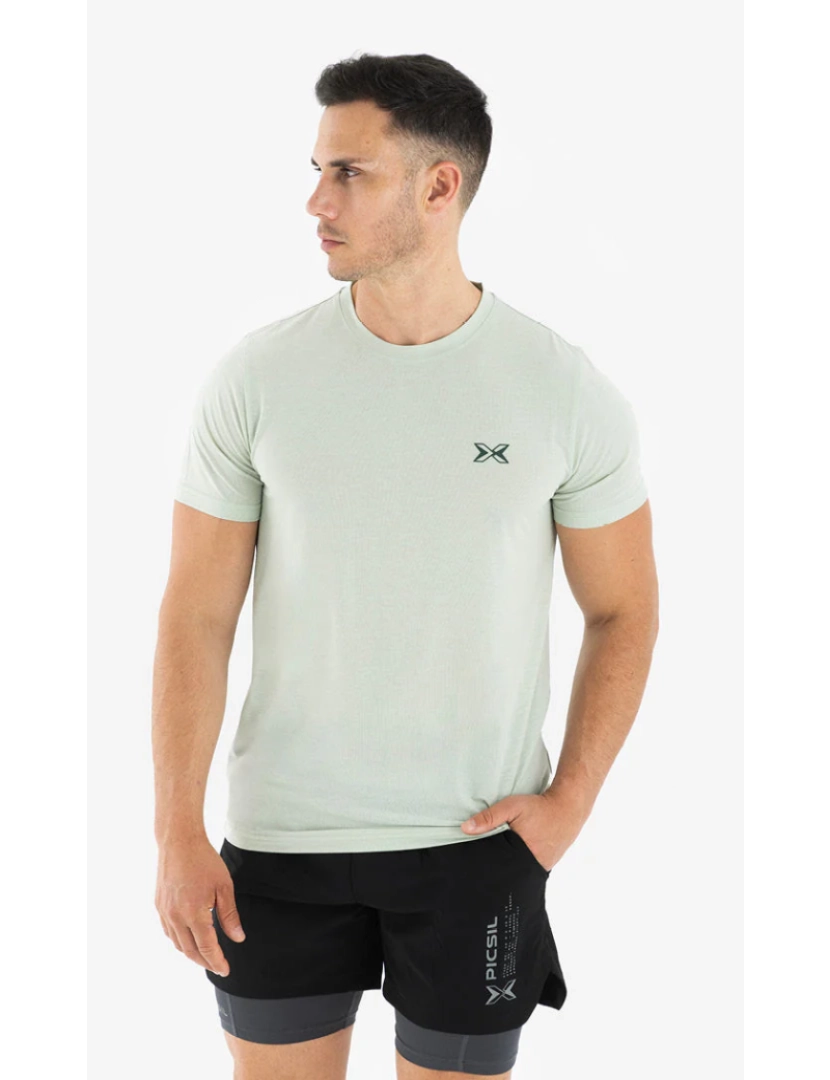 imagem de MEN PREMIUM T-SHIRT SHORT SLEEVE1