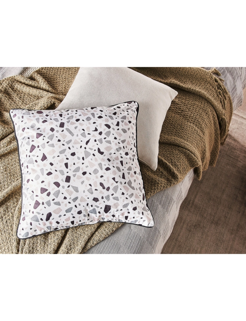 Beliani - Conjunto de 2 almofadas Veludo Branco LAVENDER 45 x 45 cm