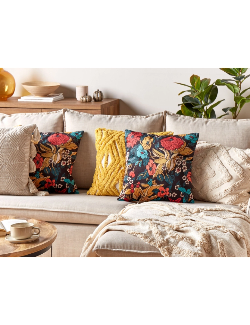 imagem de Almofada decorativa Veludo Multicolor PROTEA 45 x 45 cm2