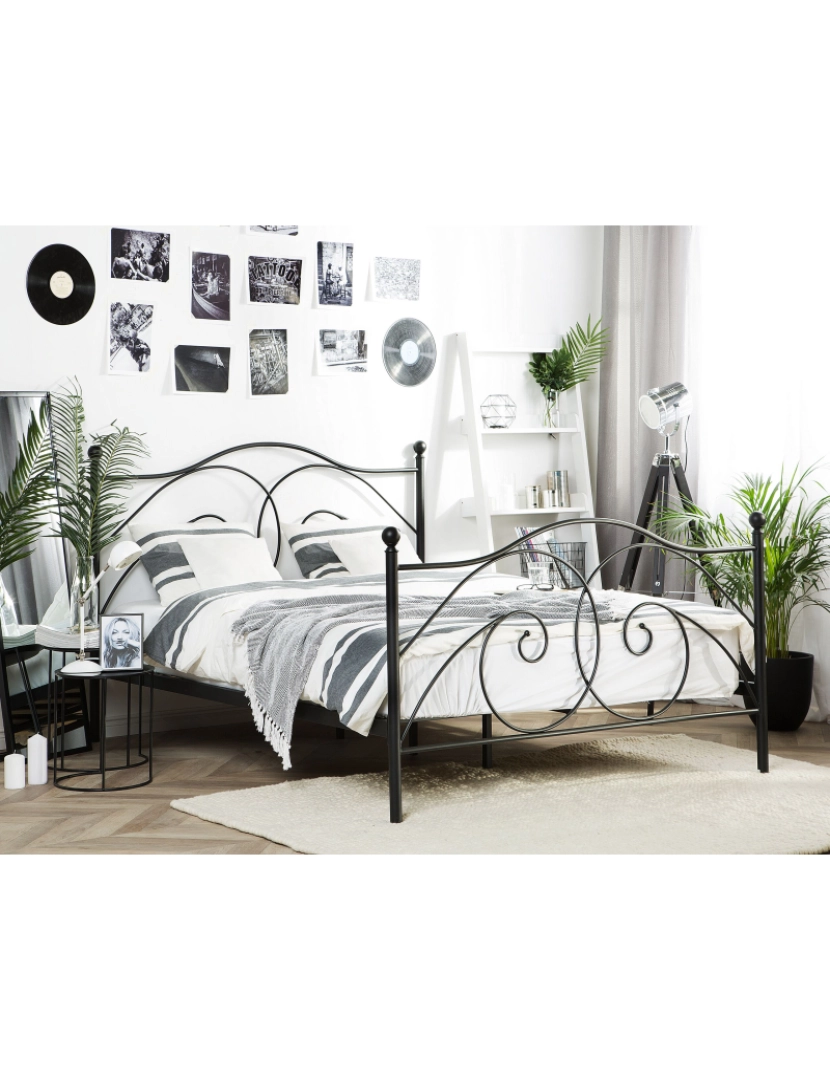 imagem de Cama de casal em metal preto 140 x 200 cm DINARD2