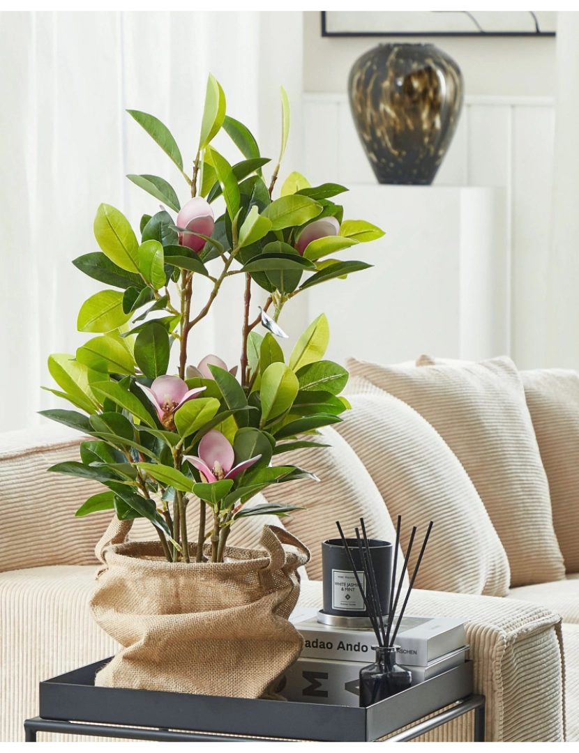 imagem de Planta artificial em vaso 70 cm MAGNOLIA2