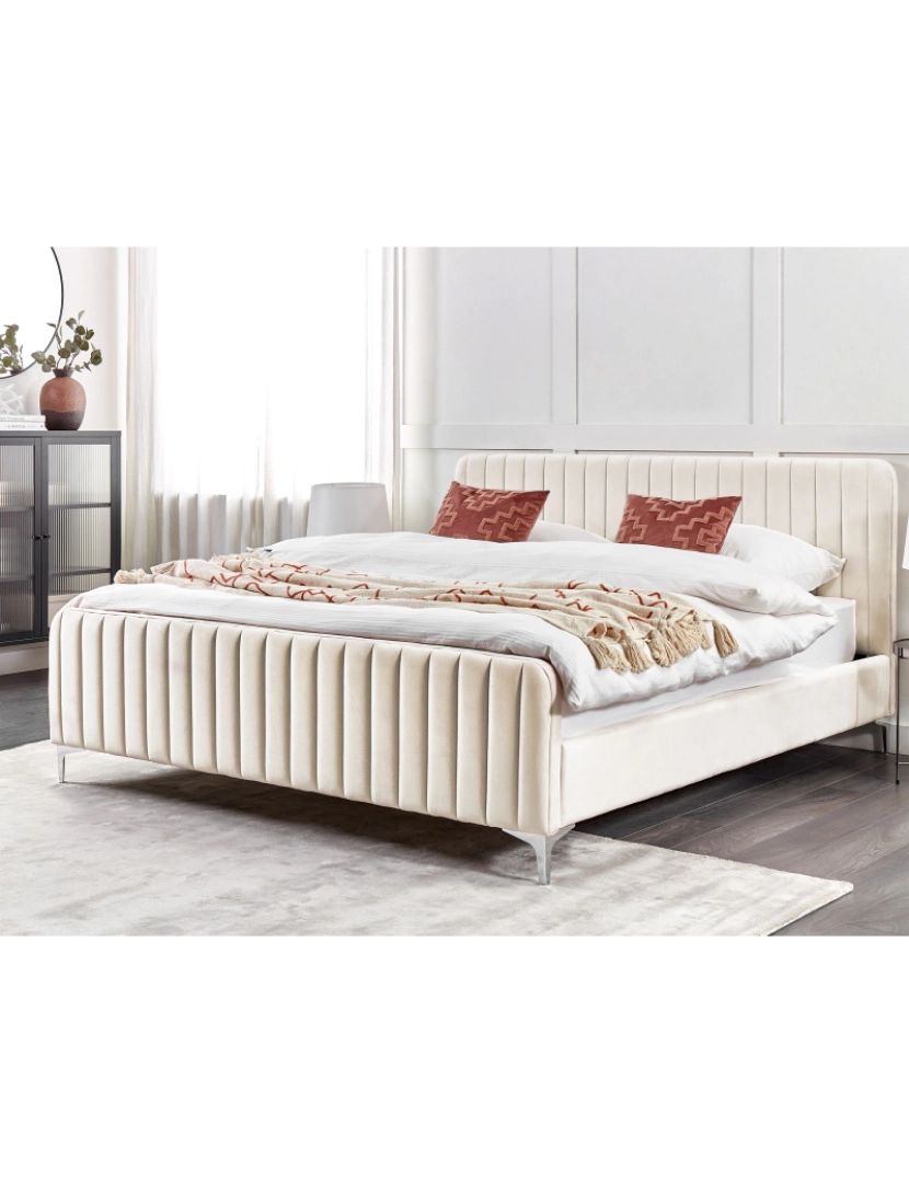 imagem de Cama de casal em veludo creme 180 x 200 cm LUNAN2