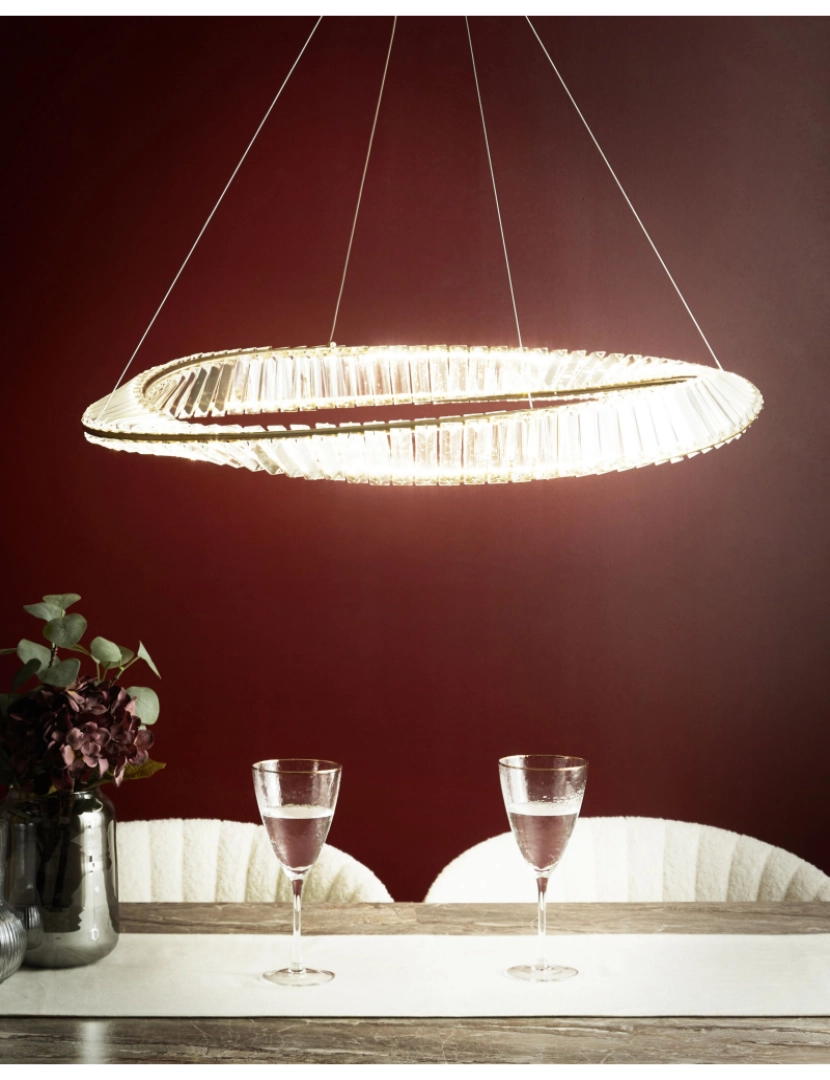 imagem de Lustre LED em metal dourado ROSENDE2