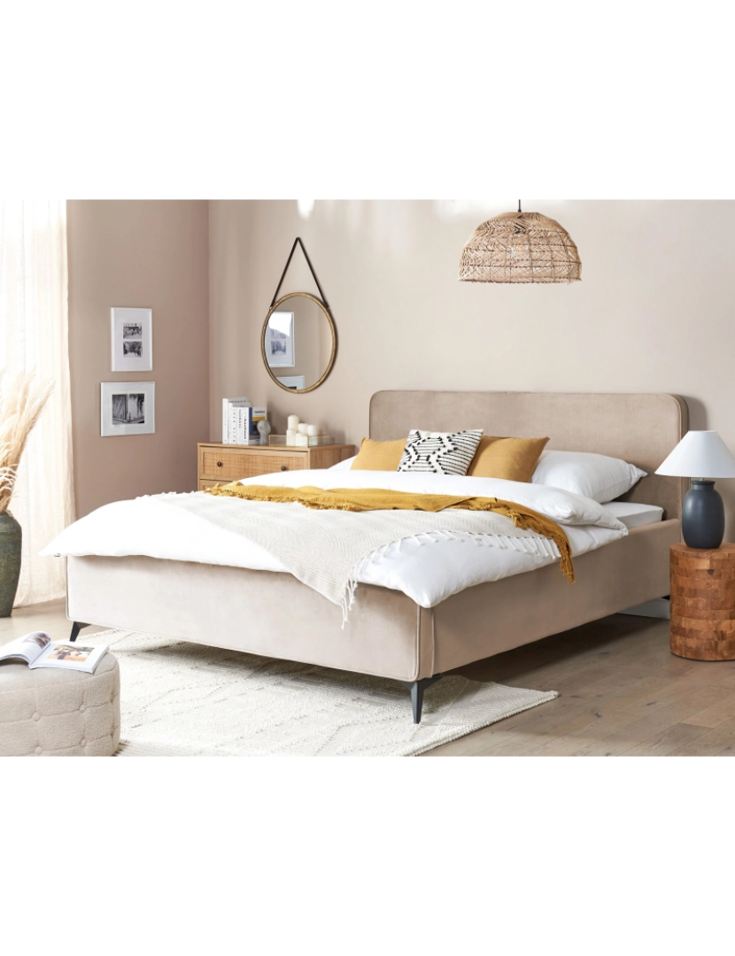 imagem de Cama de casal em veludo taupe 180 x 200 cm VALOGNES2