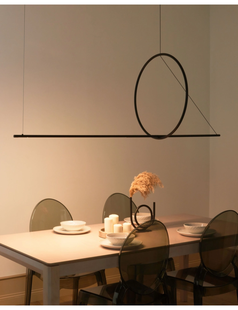 imagem de Candeeiro suspenso LED em metal preto de design moderno para cozinha ou sala de destaque2