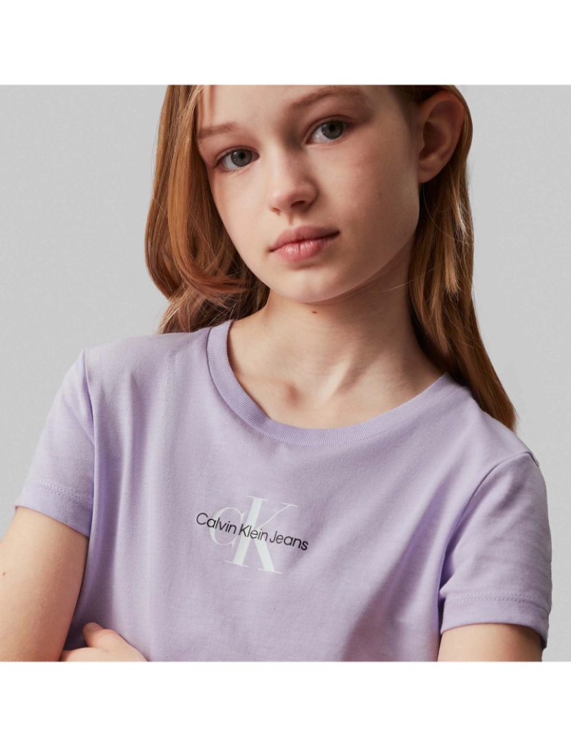 imagem de Camiseta Calvin Klein Micro Monograma4