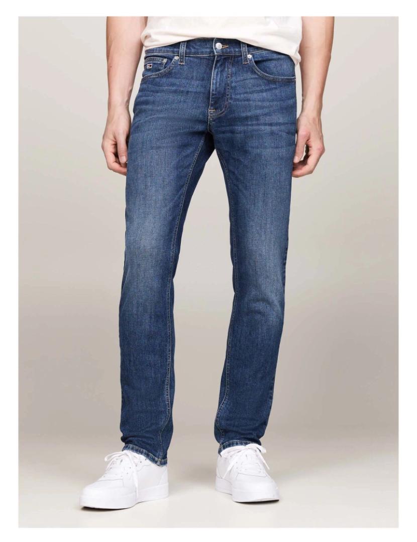 imagem de Jeans Tommy Jeans Scanton Slim Ch02562