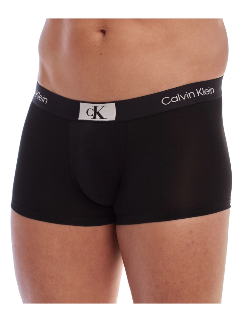 Calvin Klein - Pack 3 Boxers Low Rise Trunks microfibra NB3532A masculino