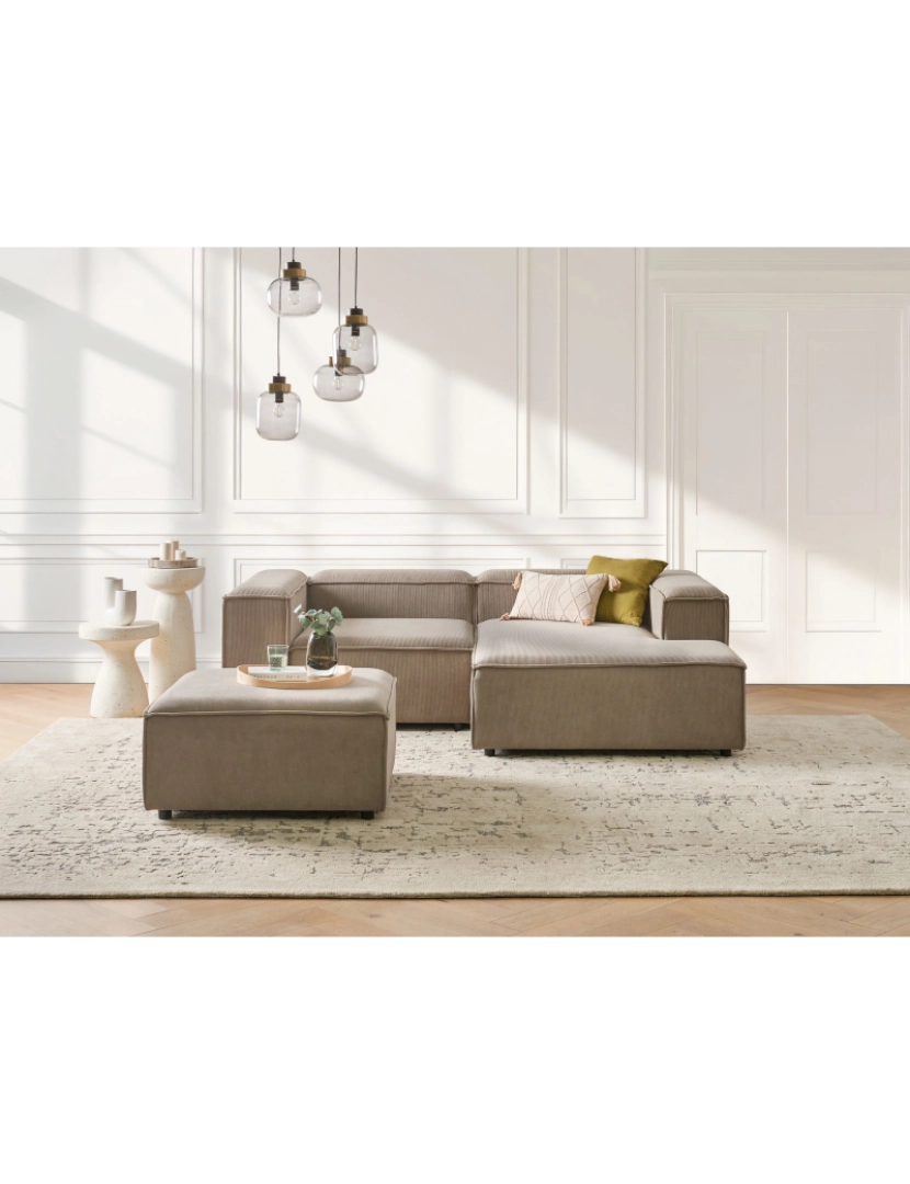 imagem de Sofá de canto modular 2 lugares com chaise à esquerda repousa-pés em bombazine taupe com pernas pretas estilo moderno para sala de estar3