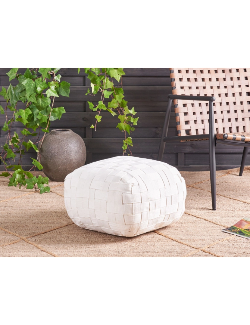 imagem de Assento de jardim em material sintético branco-creme 50 x 50 x 30 cm feito à mão em estilo boho3