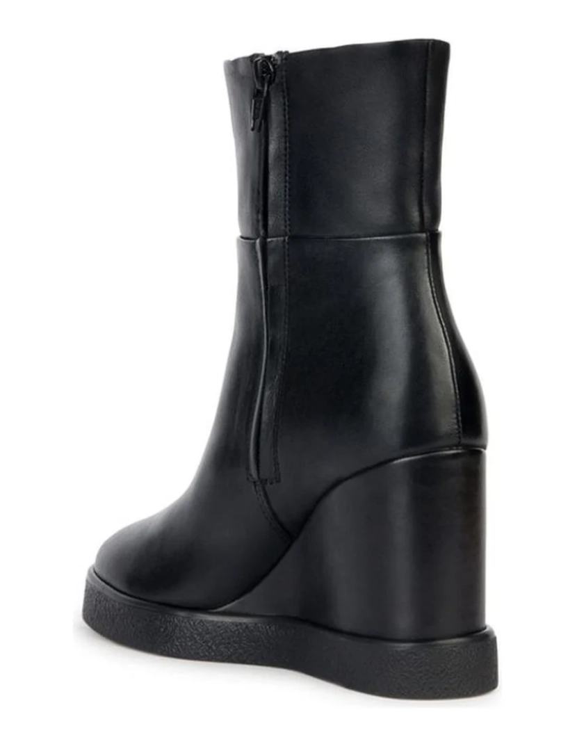 imagem de Geox Black Booties Calçados Femininos4