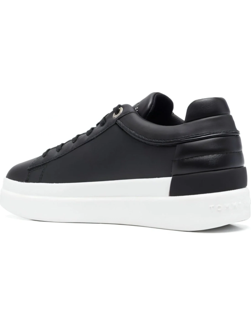 imagem de Tommy Hilfiger Preto Trainers sapatos femininos4