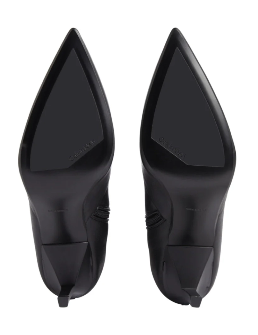 imagem de Calvin Klein Preto Booties Calçados Femininos6