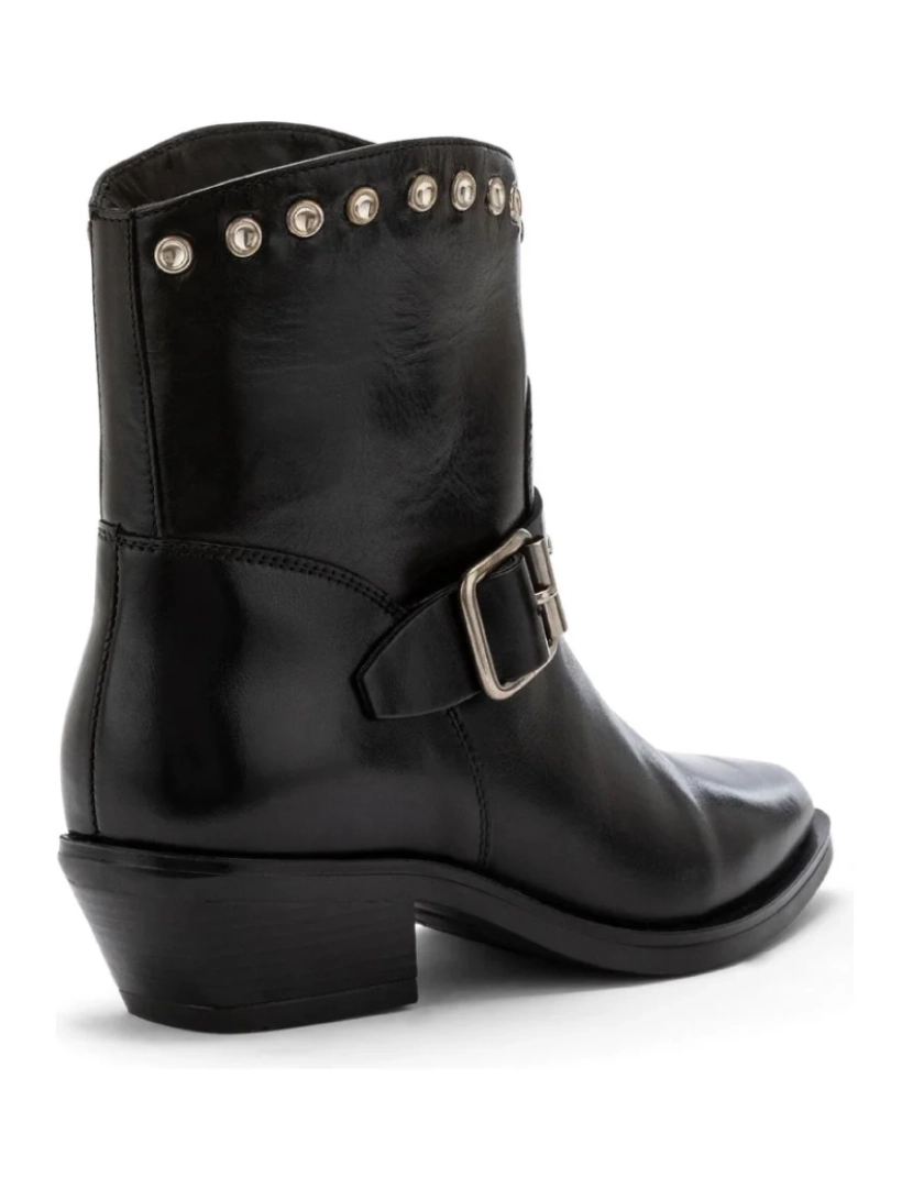 imagem de Carmen botas pretas sapatos femininos4