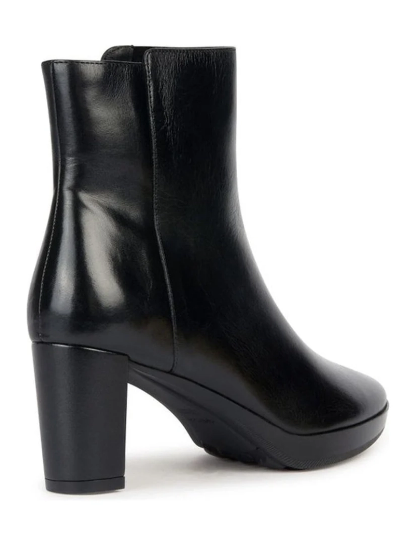 imagem de Geox Black Booties Calçados Femininos4