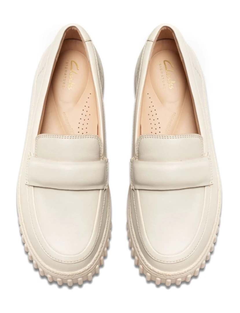 imagem de Clarks Bege Loafers sapatos femininos7