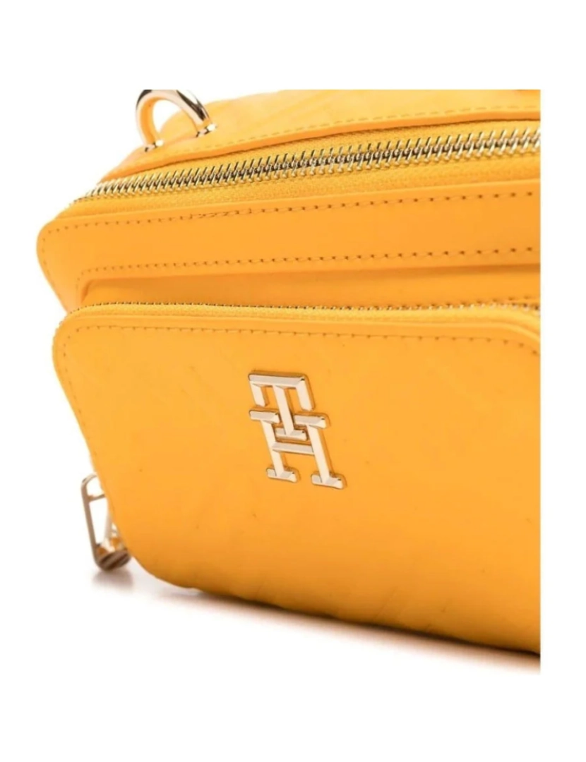 imagem de Tommy Hilfiger Sacos de câmera amarela Bolsas de mulheres4