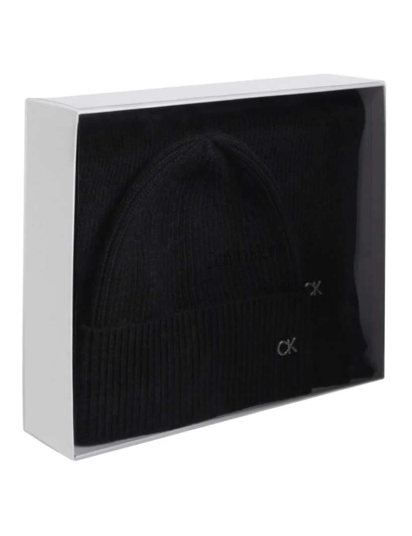 imagem de Calvin Klein Black Beanies Womens Acessórios5