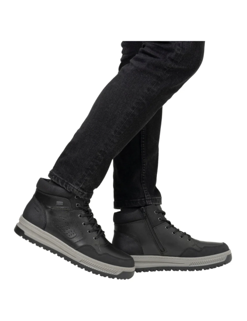 imagem de Botas pretas de Rieker Calçados Masculinos3