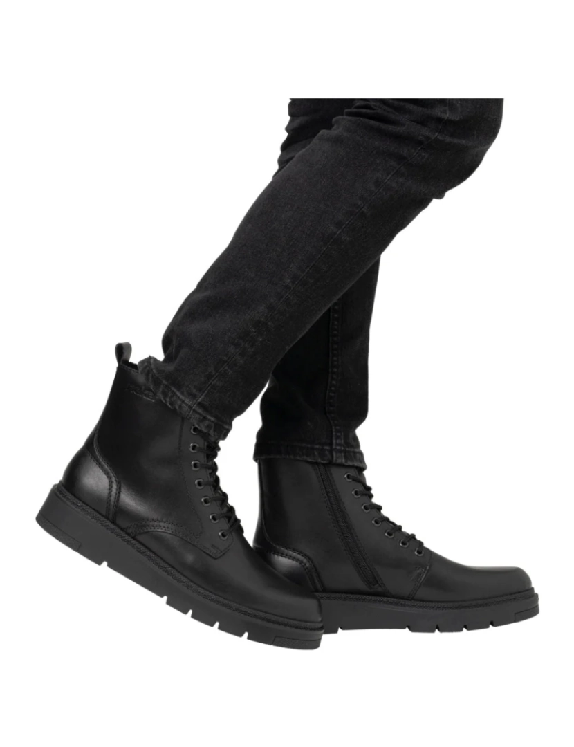 imagem de Botas pretas de Rieker Calçados Masculinos3